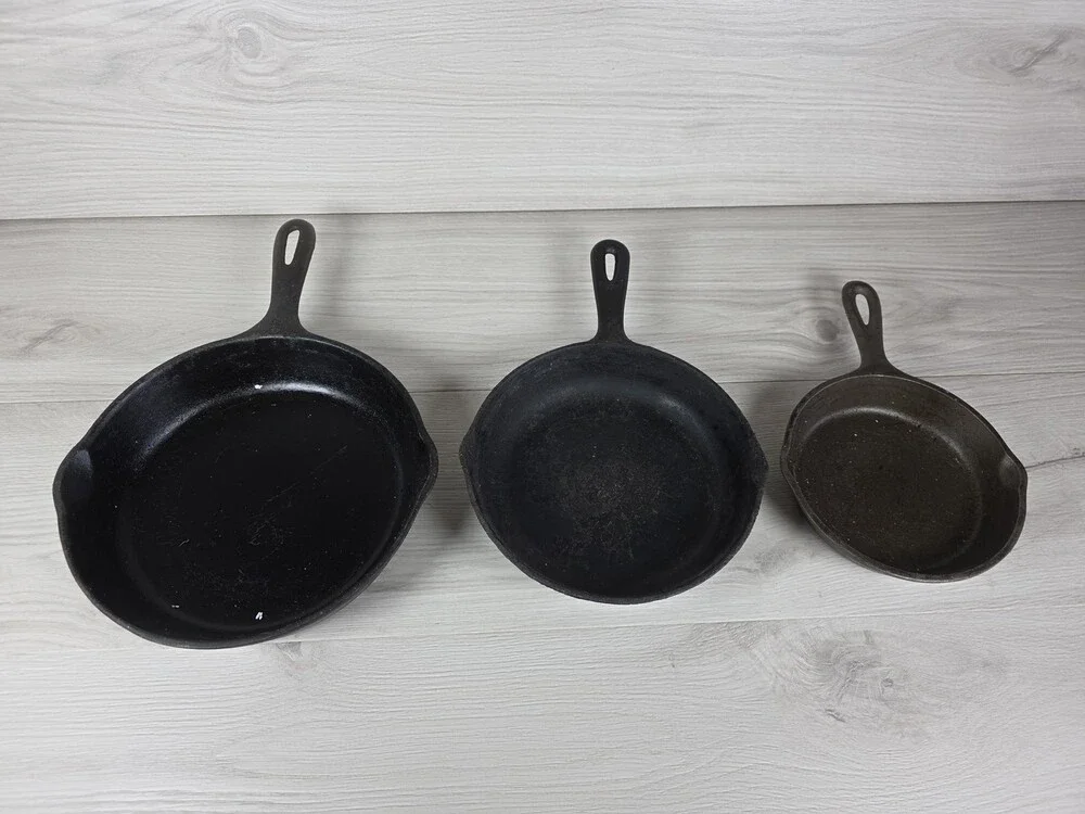Set of 3 Cast Iron Skillets Traditional Utility Cookware USA and Korea Made SU29